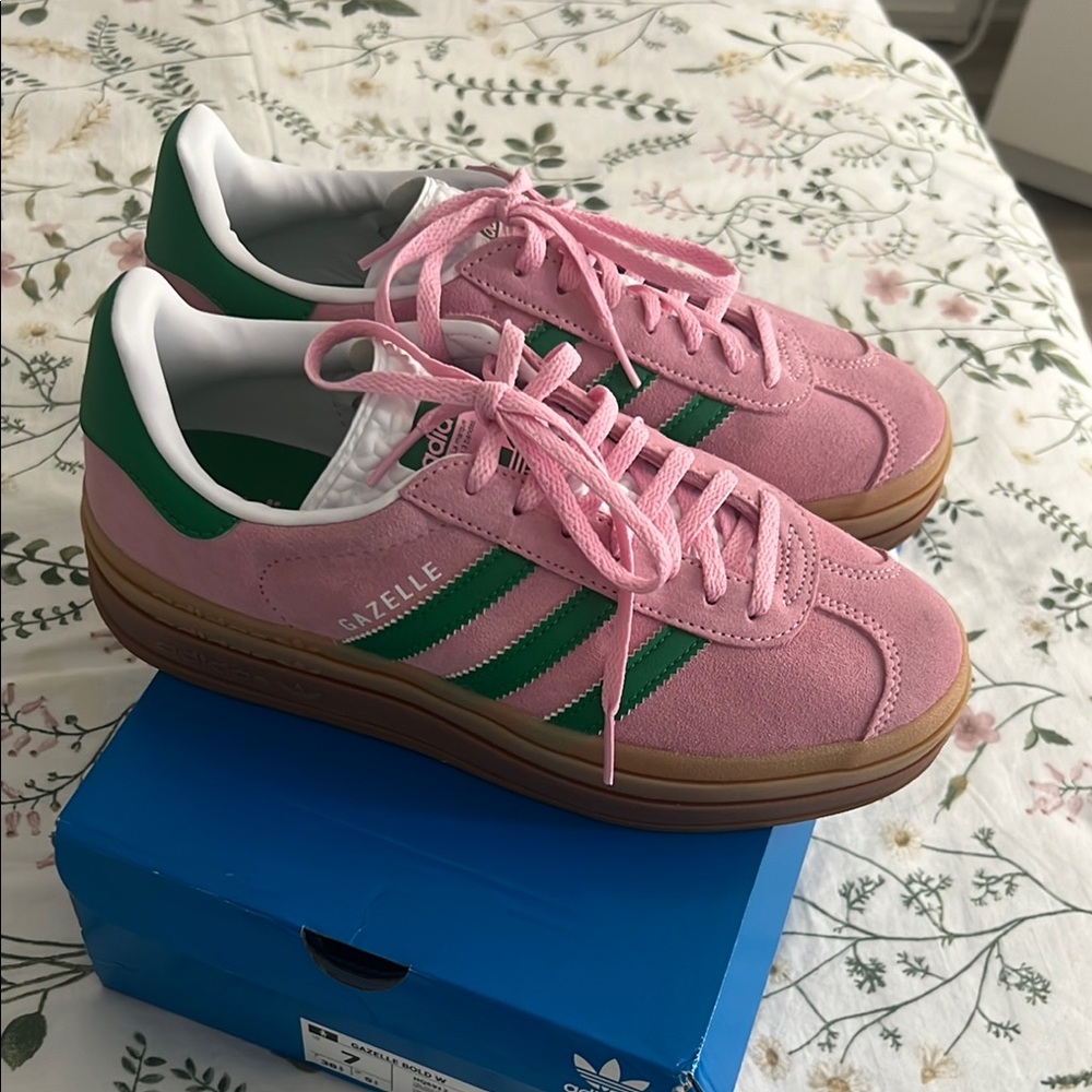 Adidas Pink and Green Retro Sneakers - Picture 6 of 7